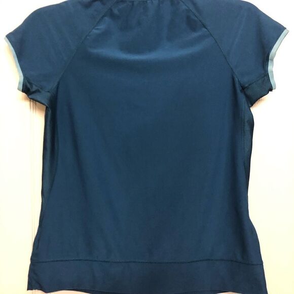 Nike dry fit top - Picture 4 of 4